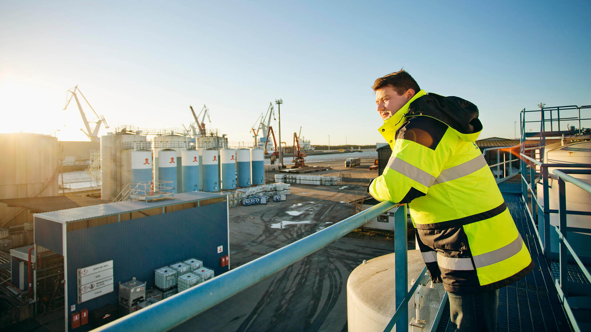 A person looking at the Telko factory